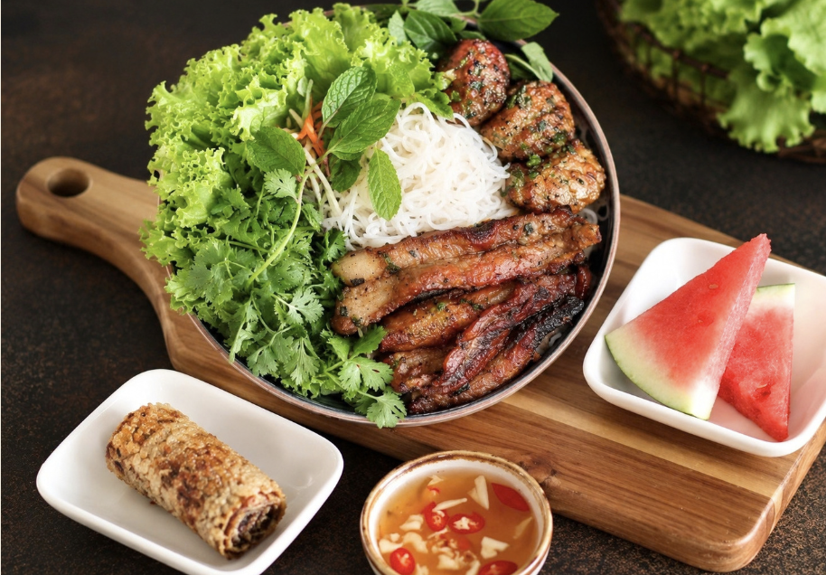 Grilled Pork Noodles Set